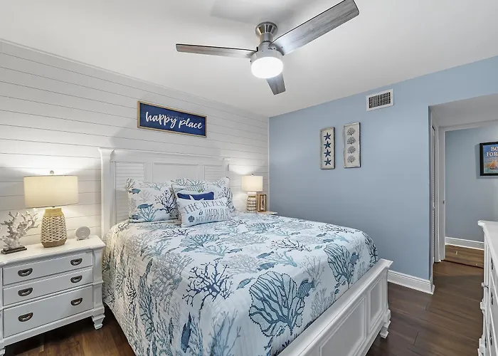 Gulf Village Unit 109 *